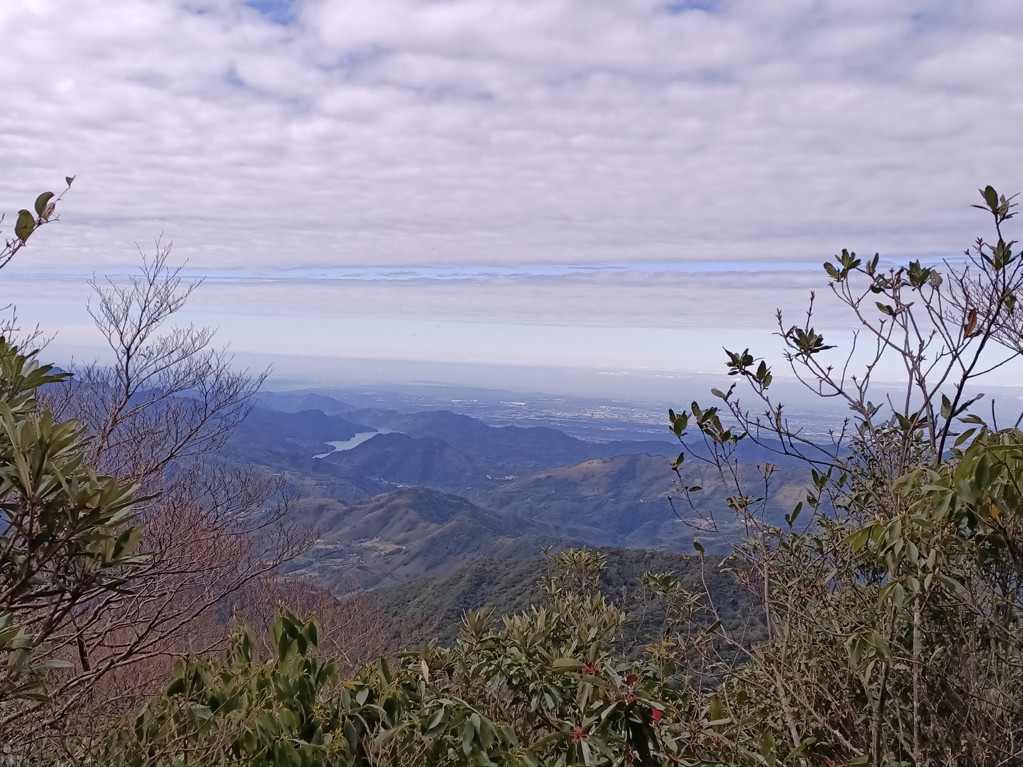 北插天山登山步道-遠眺景色