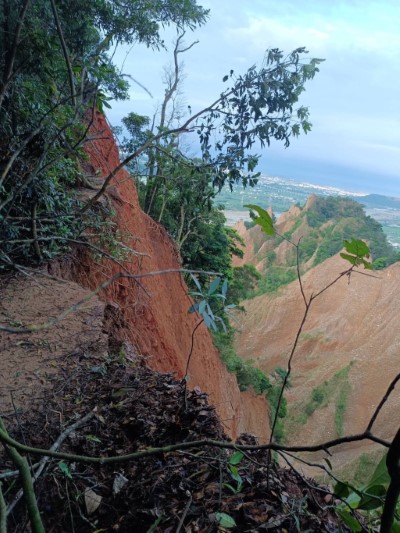 火炎山山徑崩塌（攝影：林業保育署新竹分署提供）