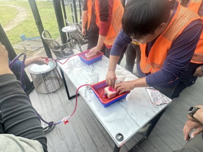 圖三、用槍安全管理訓練包含槍傷止血等緊急處理情境。(新竹分署提供)