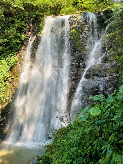 圖3.滿月圓處女瀑布的飛濺(林業保育署新竹分署提供)